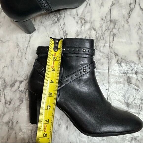 A2 By Aerosoles Octave Bootie Black Studded Ankle Boot  Boots size 10 - Picture 9 of 9